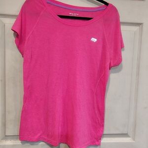Short Sleeve Athletic Tshirt Size XL Pink Marika